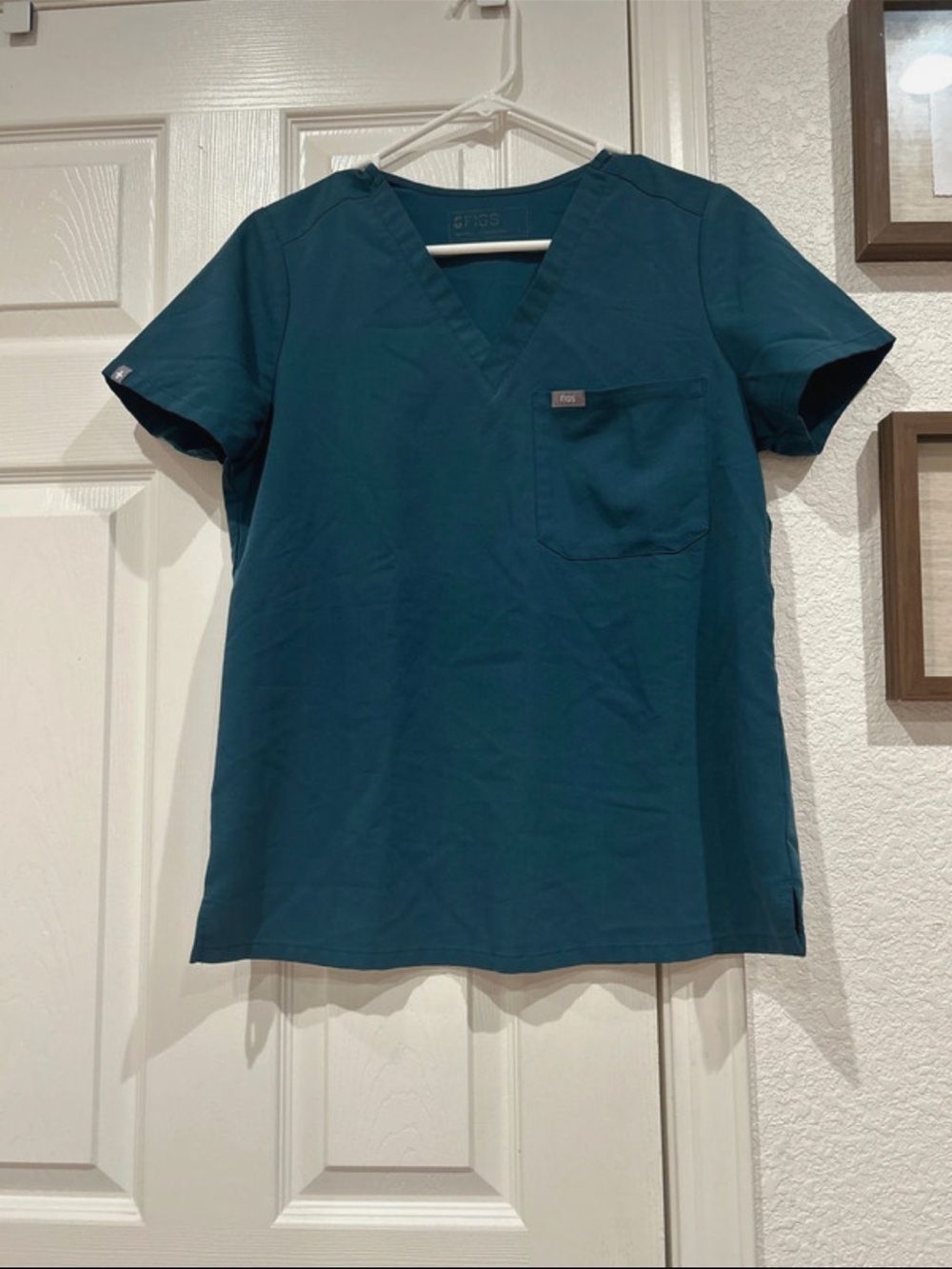 Figs Women’s V-Neck Scrub Top in Teal Blue